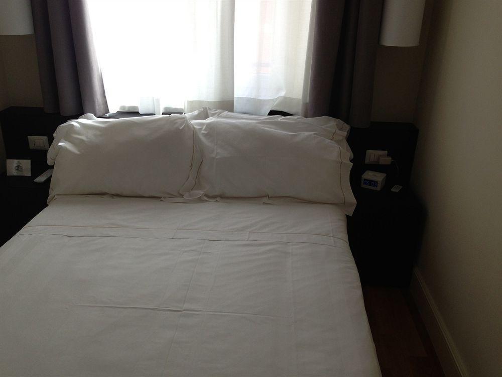 Rhome Terminal Guest House Rom Eksteriør billede