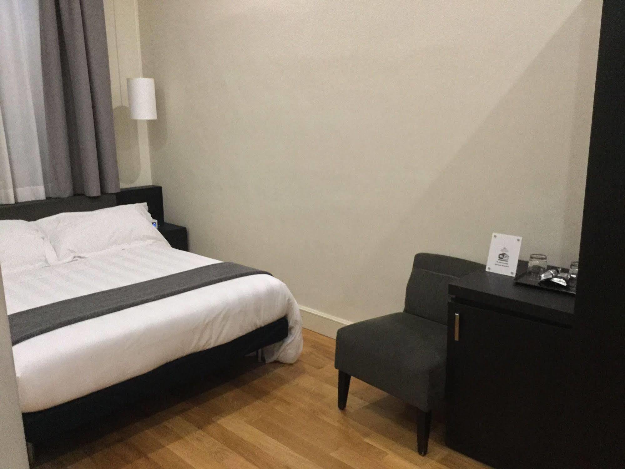 Rhome Terminal Guest House Rom Eksteriør billede